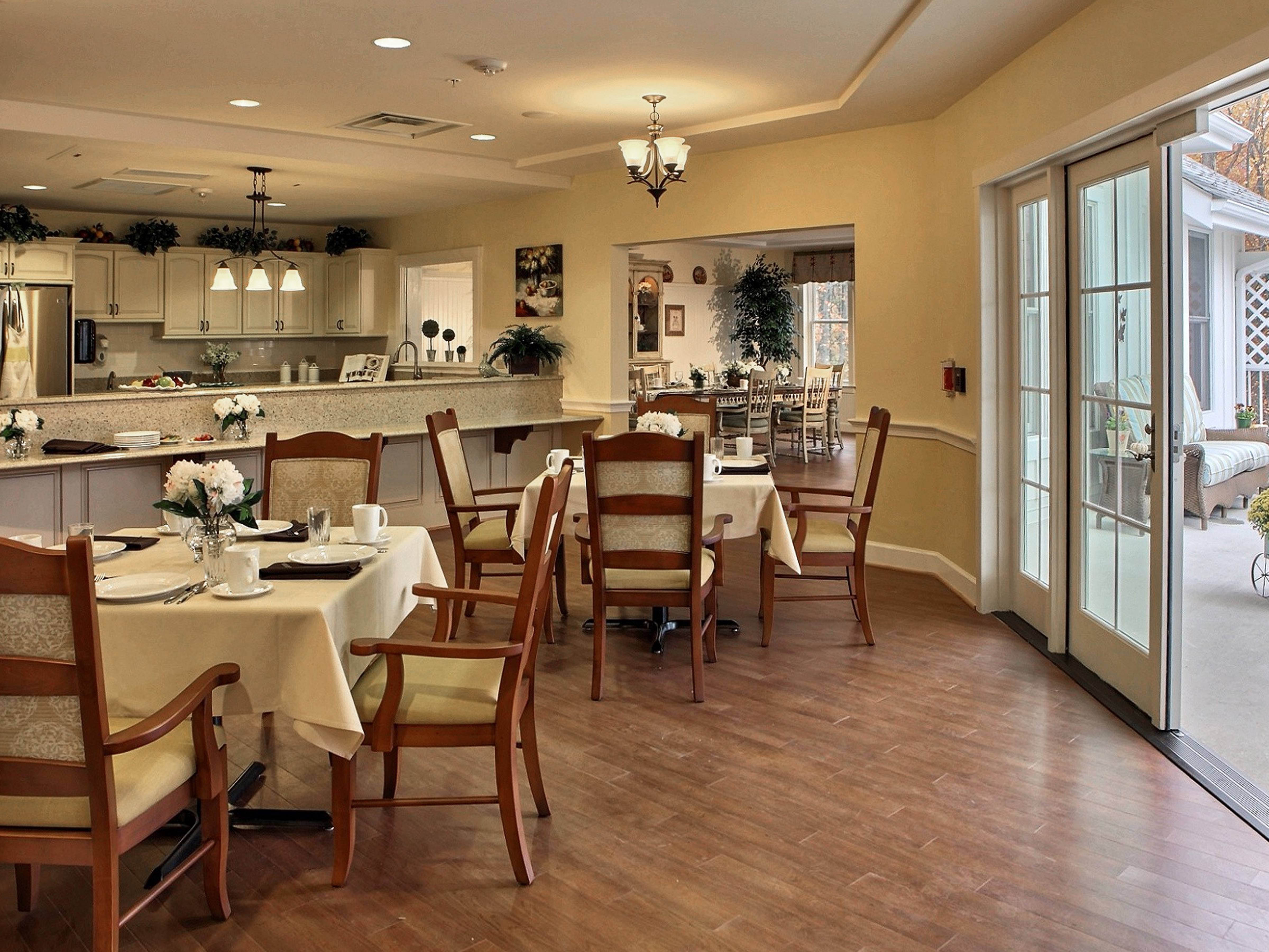 Video For: Solana - Olney Olney Dining Memory Care_0014.JPG